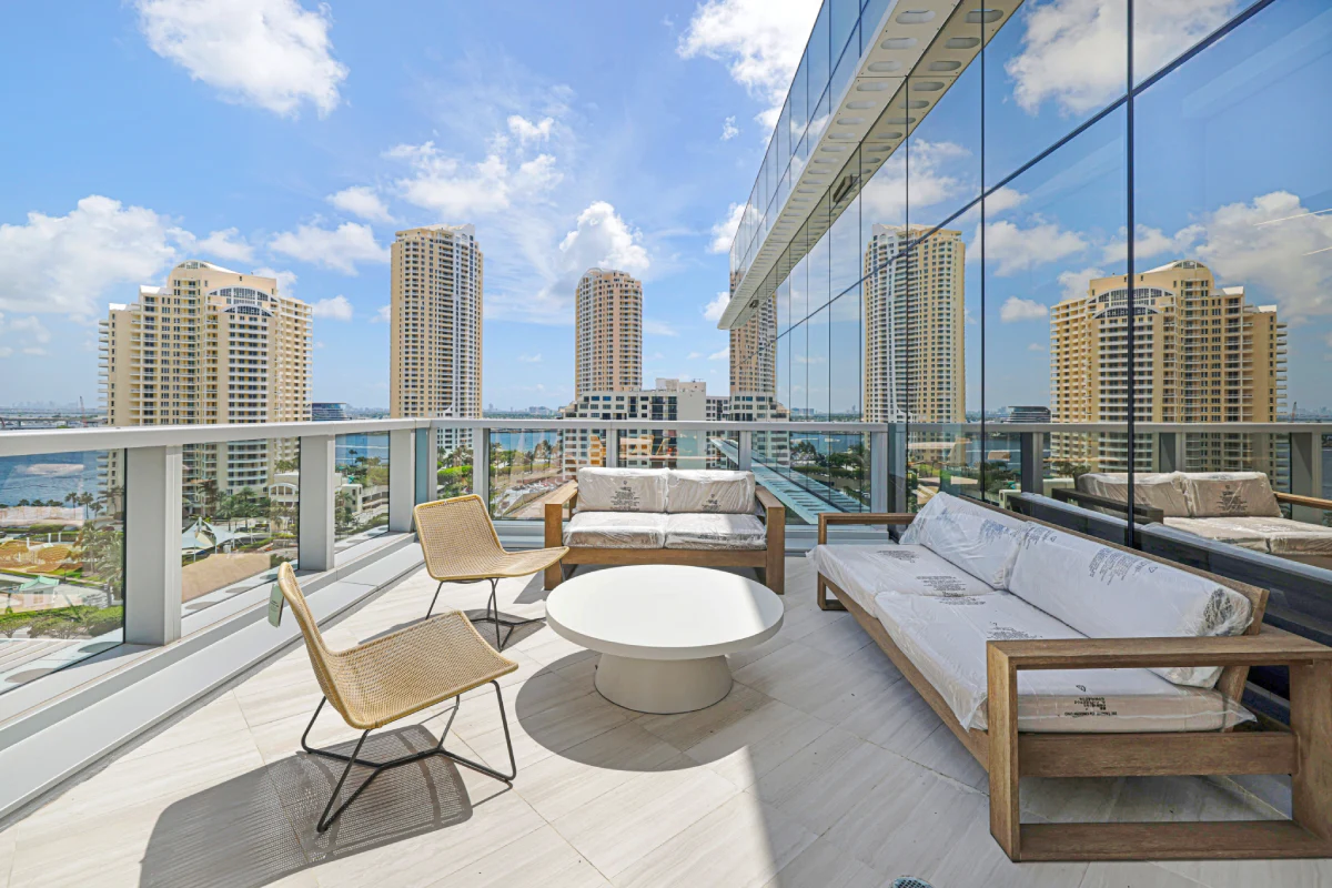 Spark Capital - Brickelly Key Drive, Miami